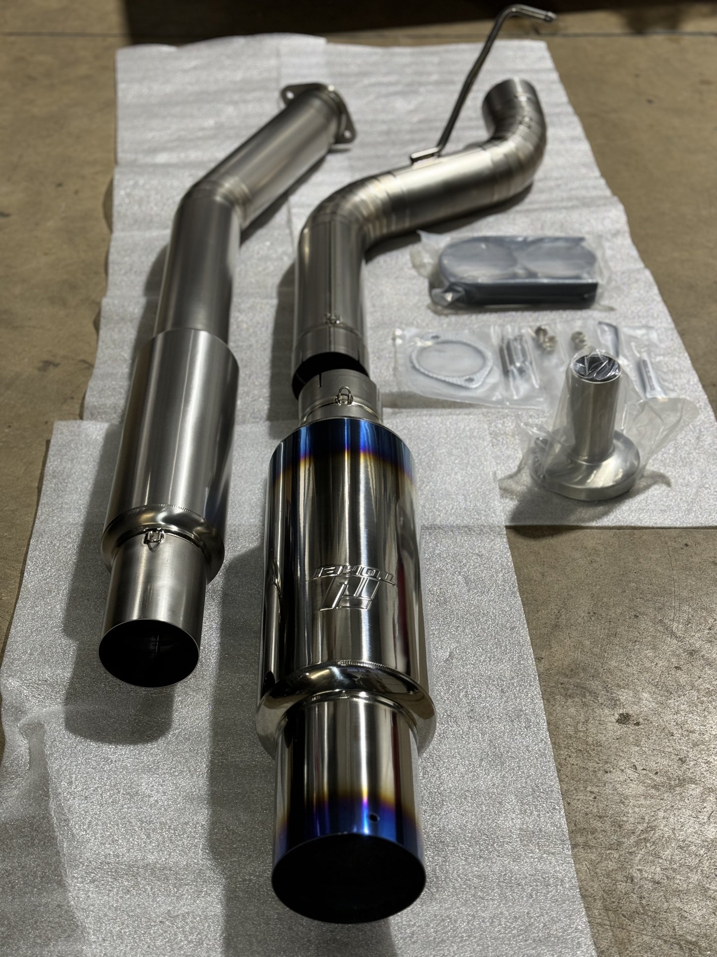Tomei Expreme Ti titanium exhaust system Nissan Skyline R32 GTR BNR32 RB26