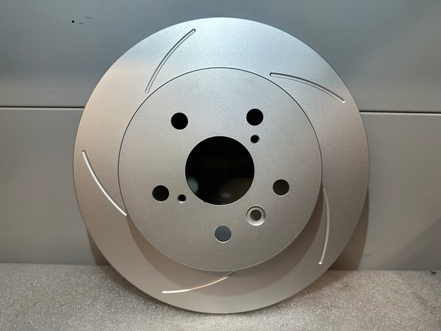 Rear left brake disc for Toyota GR Yaris