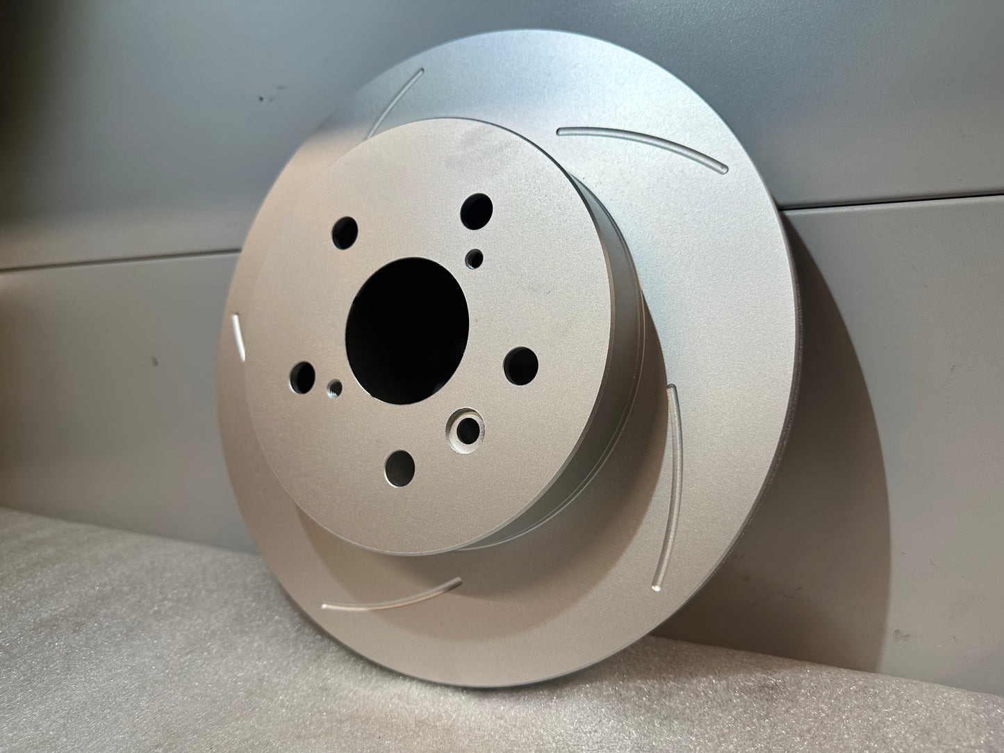 Rear left brake disc for Toyota GR Yaris