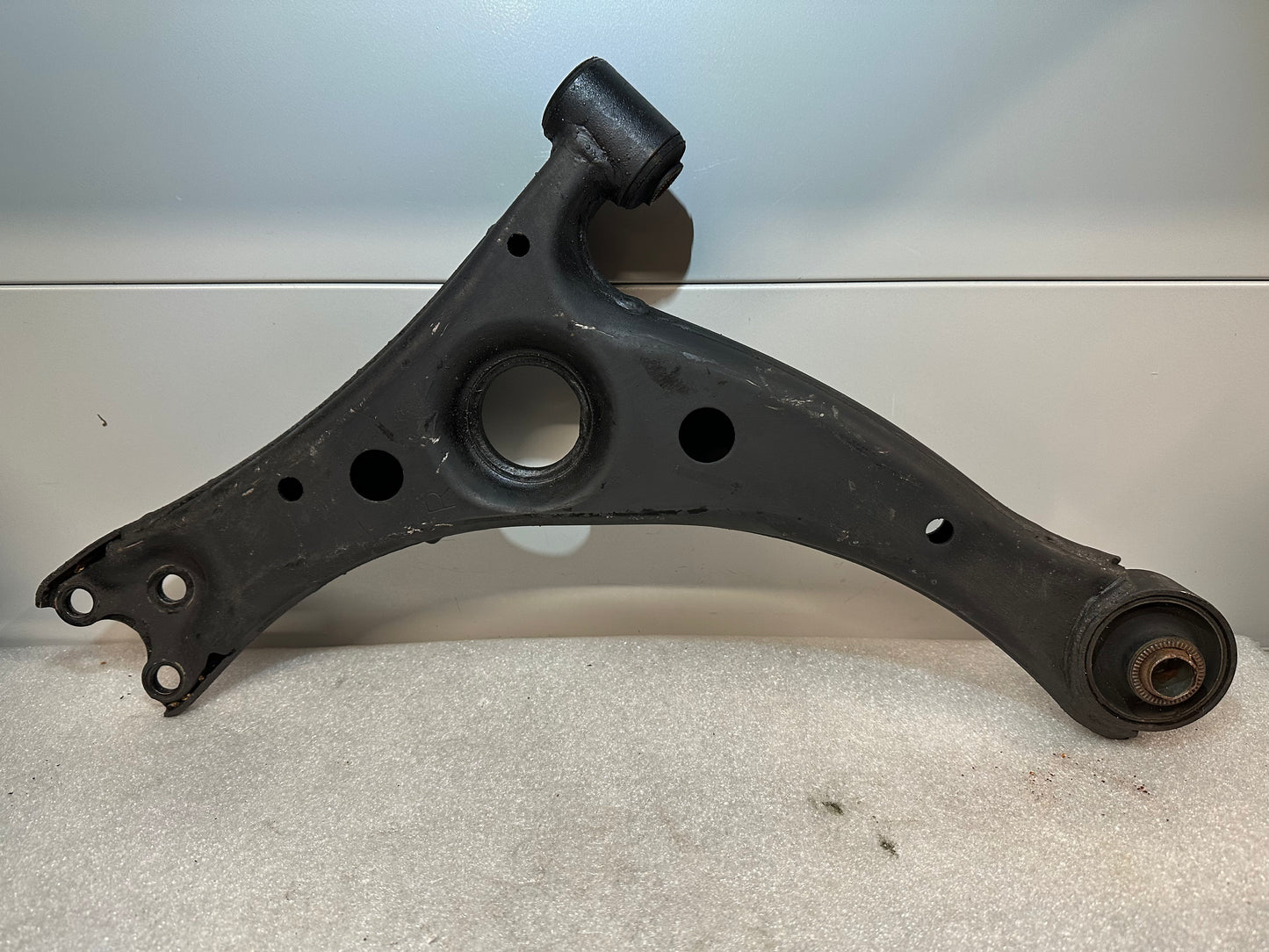 Right wishbone for Toyota Celica AT200