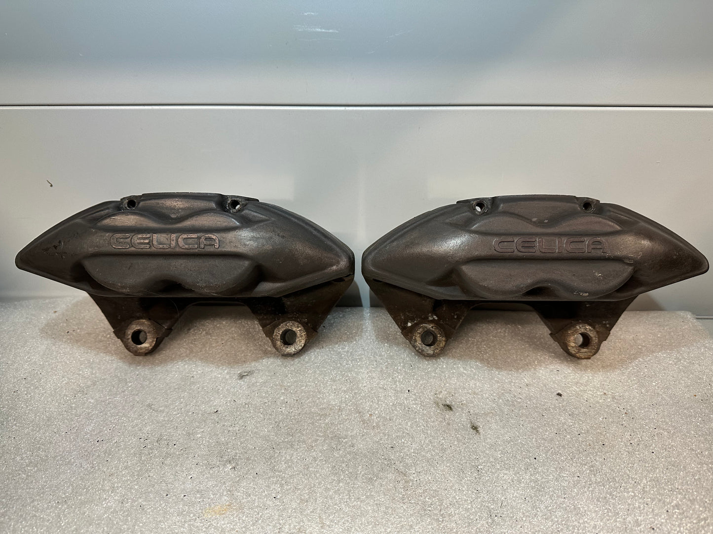 Bremssättel Vorderachse für Toyota Celica ST205 GT4