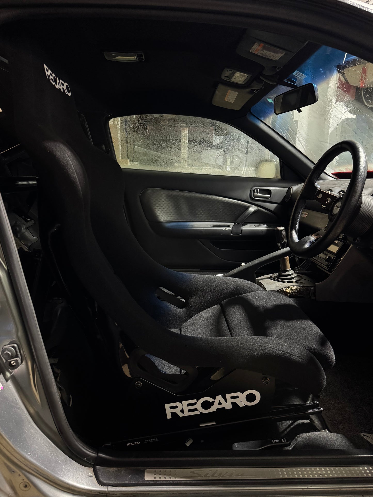 Recaro Pole Position inkl. Sitzkonsole, Laufschiene & Sitzadapter – Rechts – Nissan Skyline R32 GTR GTS-T BNR32