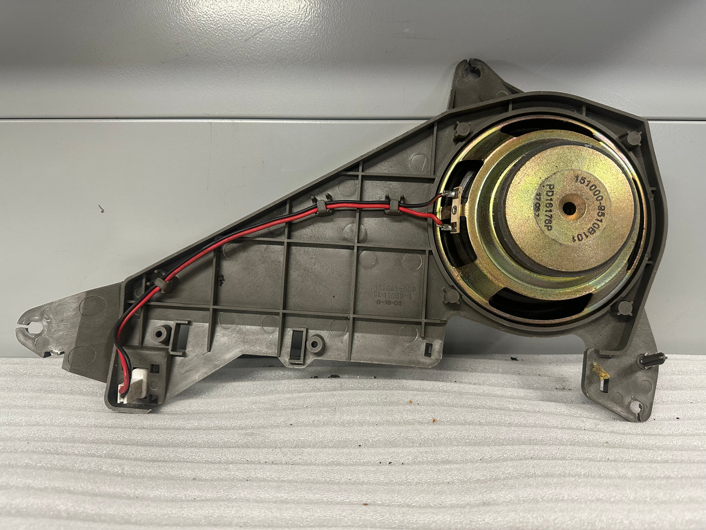 Lautsprecher Halterung hinten links Toyota Celica AT200 ST202 ST205 GT FOUR GT4 86160-2B220