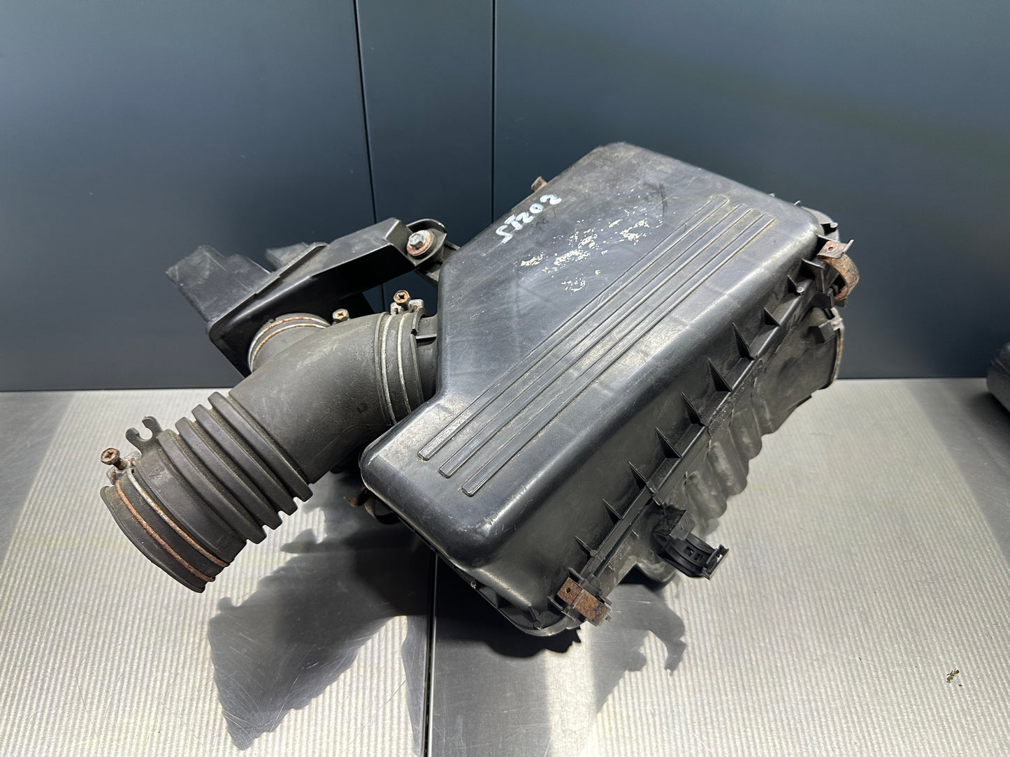 Luftfilter Kasten Toyota Celica ST202 GT 17700-74510