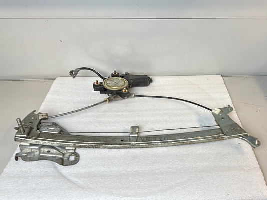 Window lift motor right Toyota Celica AT200 ST202 ST205 GT4 GT FOUR 69810-20340