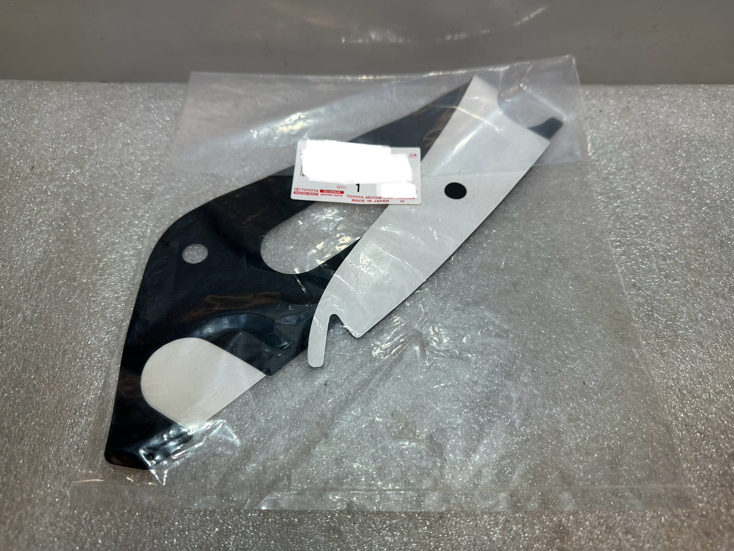 Toyota Celica ST205 seal kit between WRC spoiler and tailgate OEM