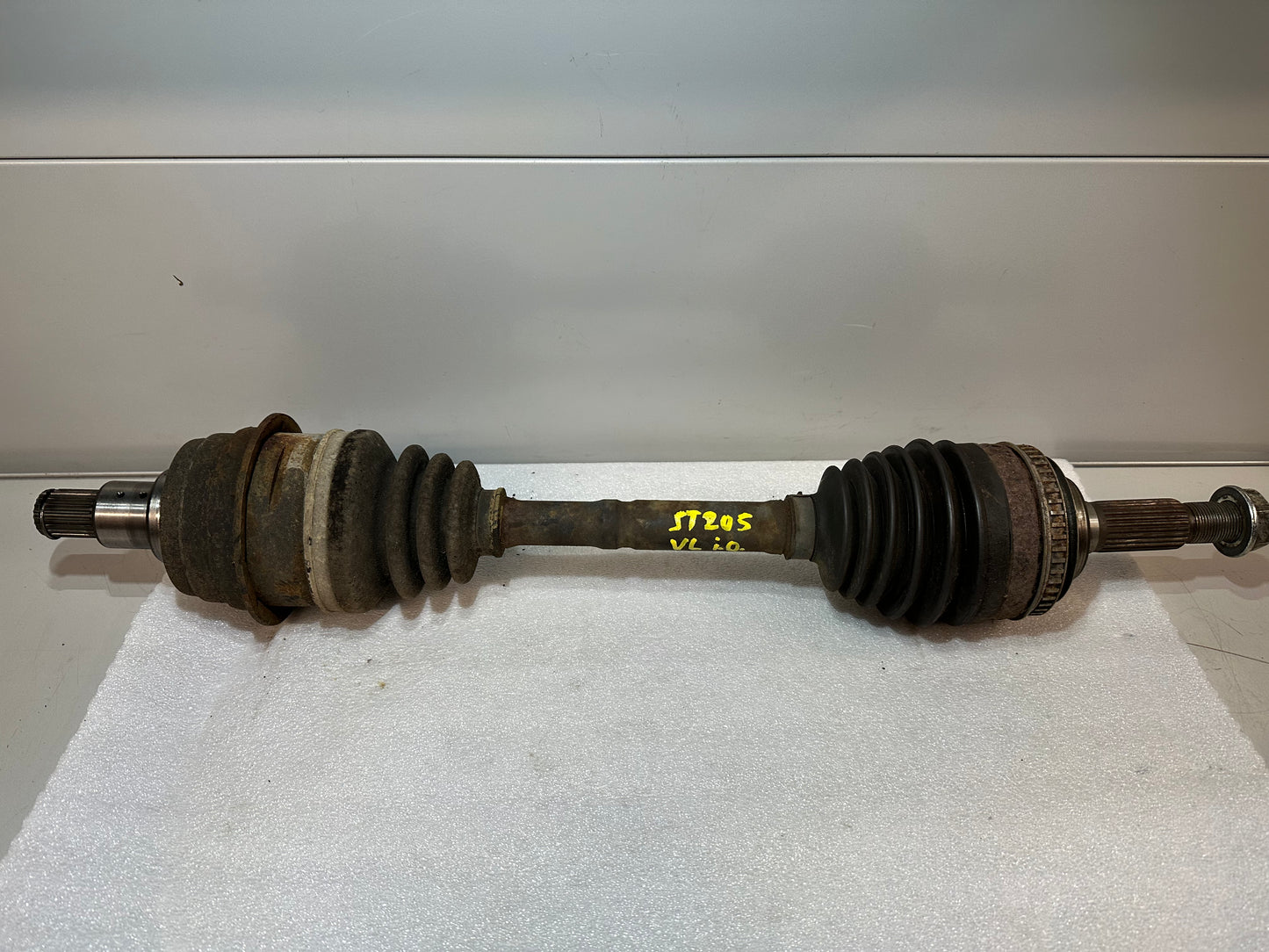 Drive shaft front left Toyota Celica ST205 GT4 GT FOUR
