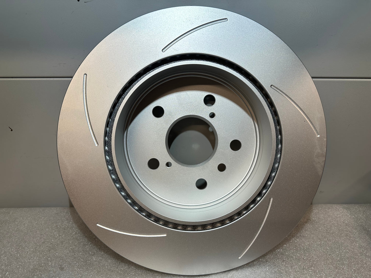Rear right brake disc for Toyota GR Yaris