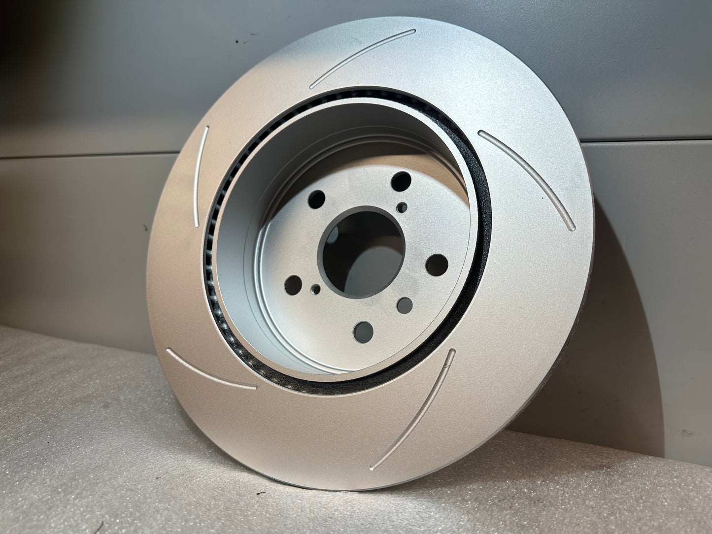 Rear right brake disc for Toyota GR Yaris