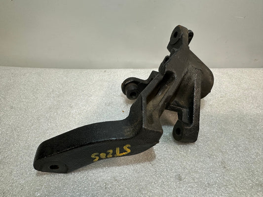 Toyota Celica ST205 bracket for air conditioning compressor