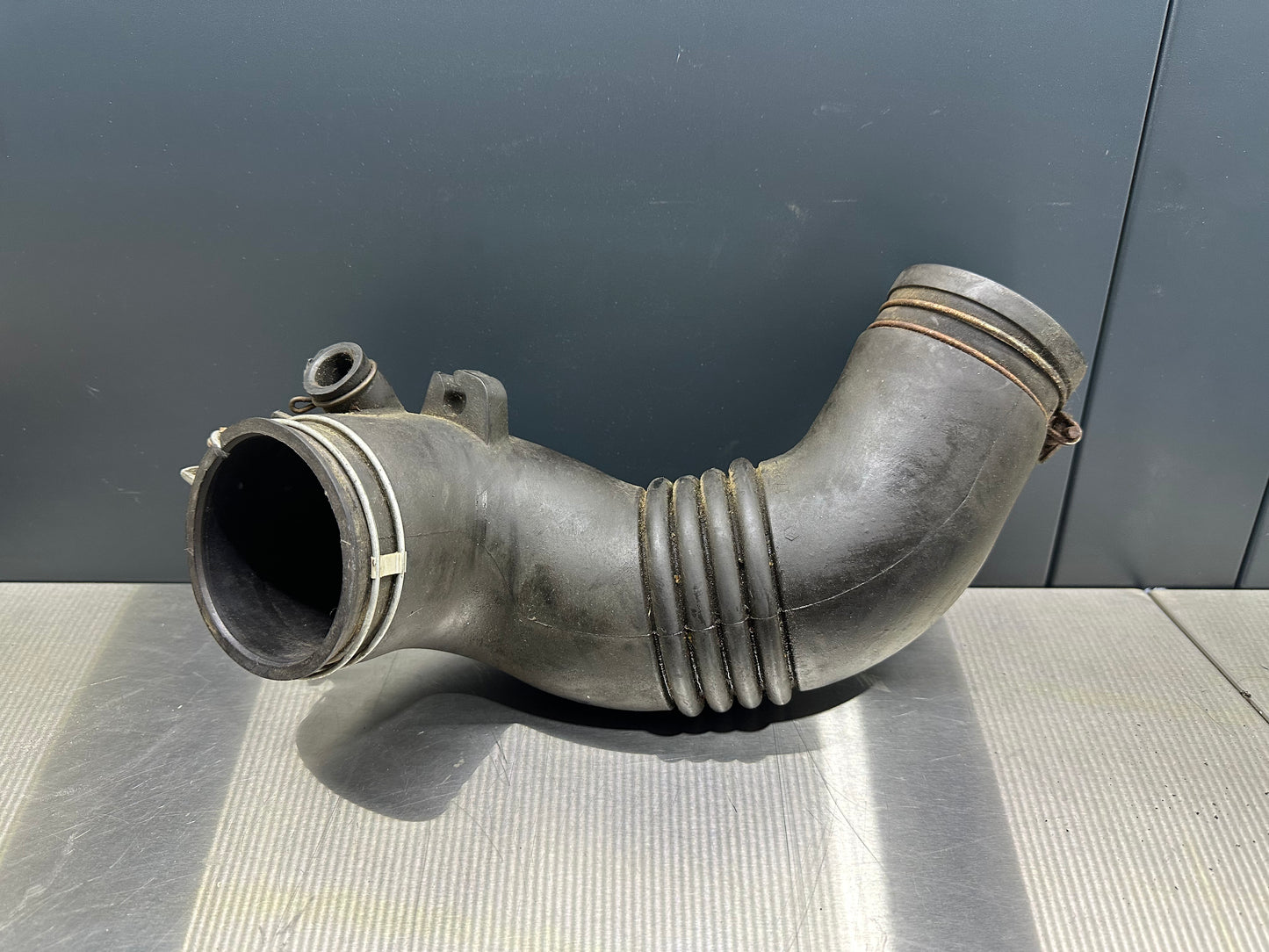 Ansaug Schlauch Luftfilter Turbo Toyota Celica ST205 GT FOUR GT4 17881-74590