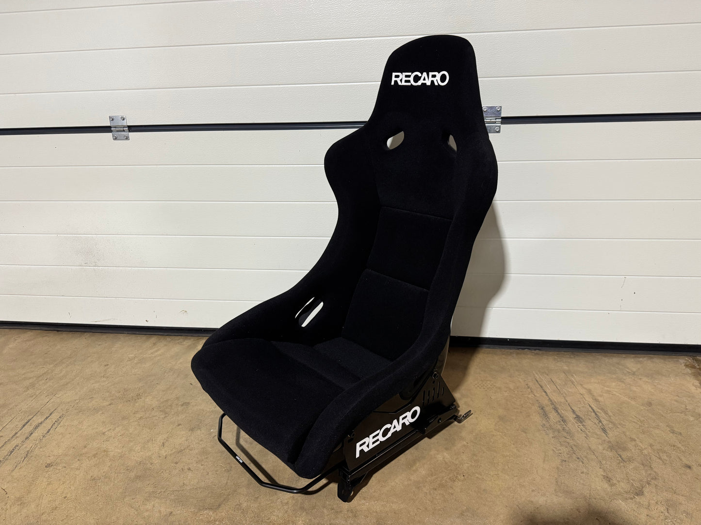 Recaro Pole Position inkl. Sitzkonsole, Laufschiene & Sitzadapter – Links – Nissan Silvia S15 200SX