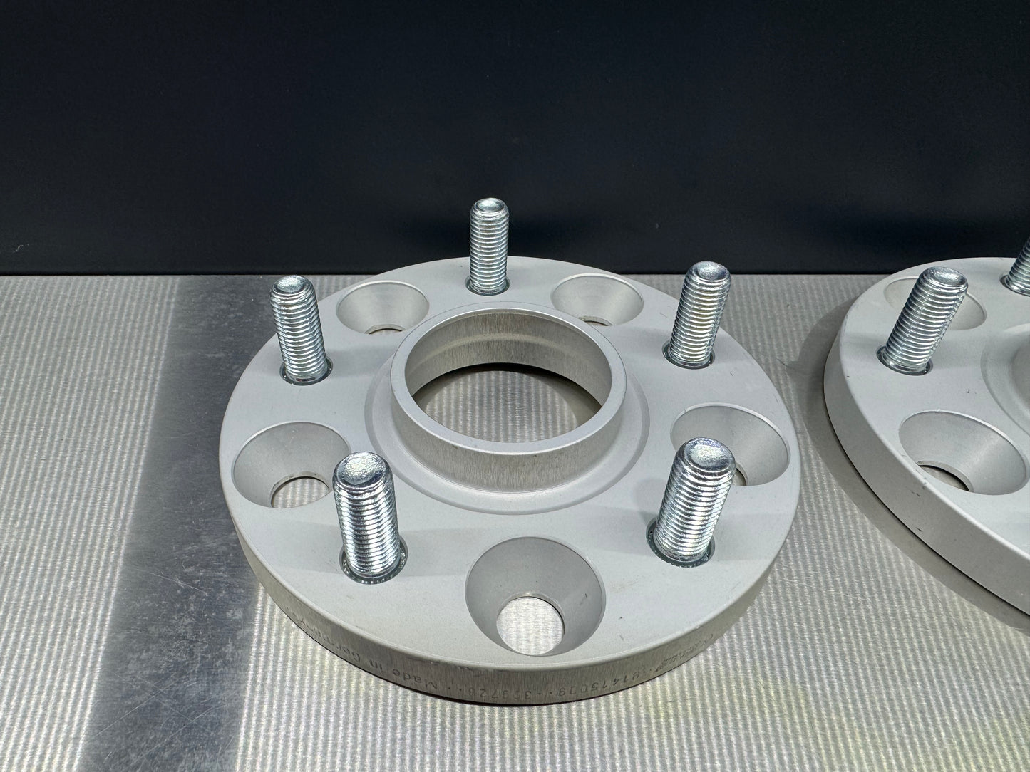 Eibach Spurplatten 15mm Toyota GR Yaris