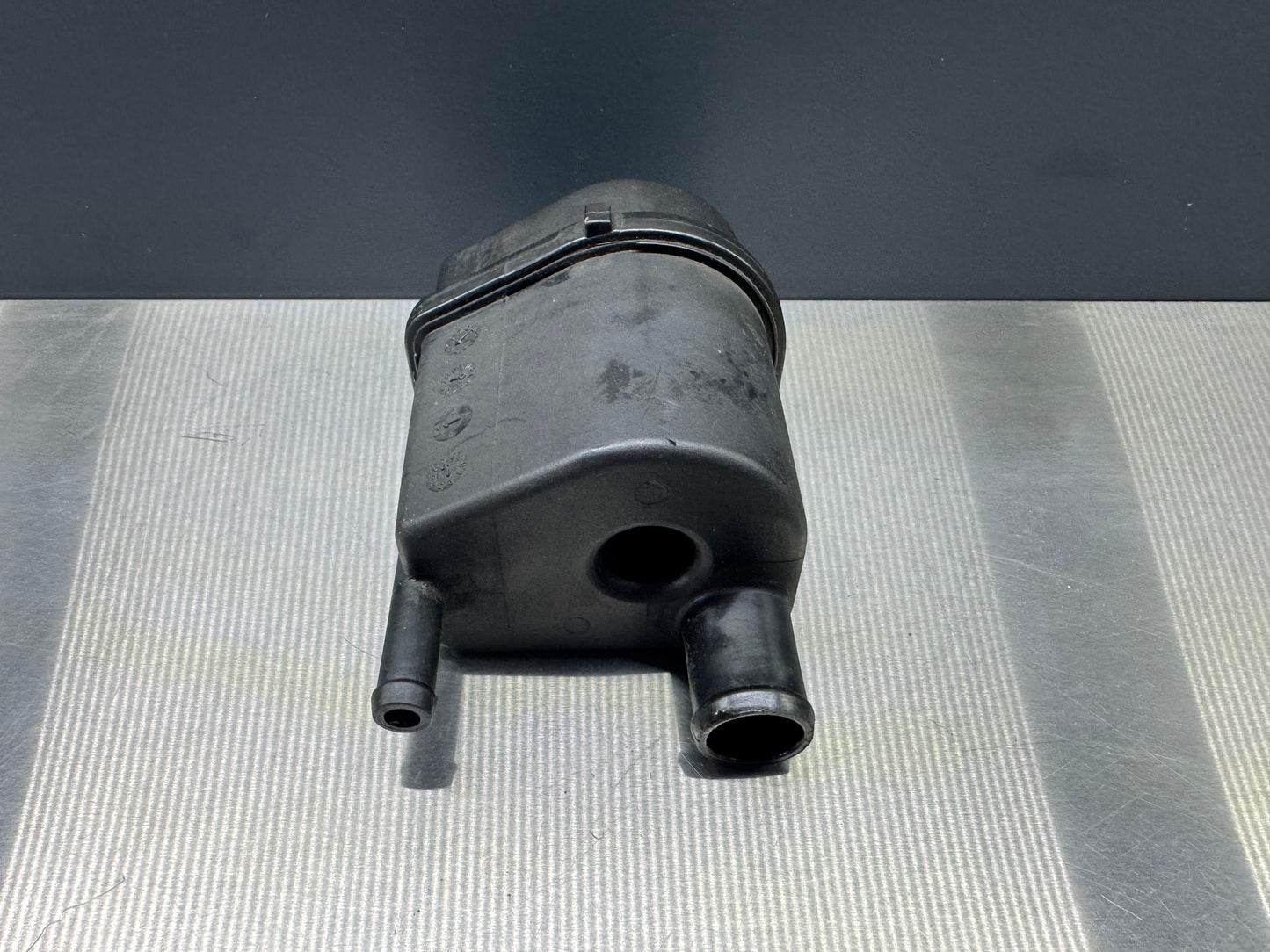 Ölabscheider Oil Catchcan Kurbelgehäuse Entlüftung Toyota Celica ST205 GT4 GT FOUR MR2 SW20 Turbo 12211-88480