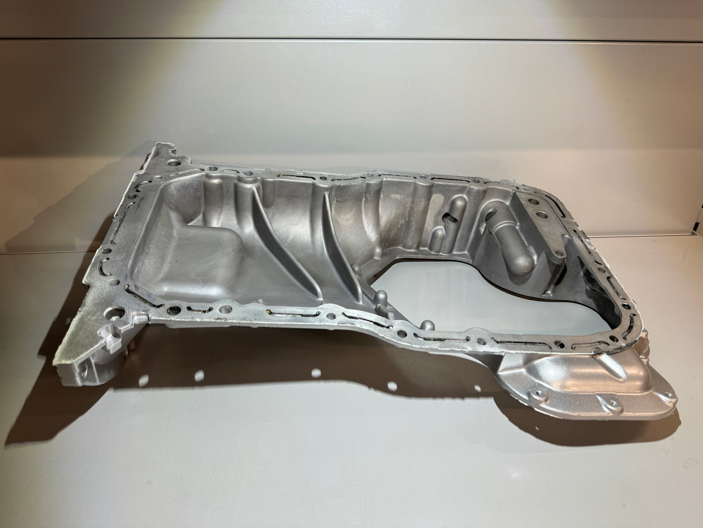 Original aluminum oil pan Toyota Celica ST205 GT4 GT FOUR MR2 SW20 12101-88480