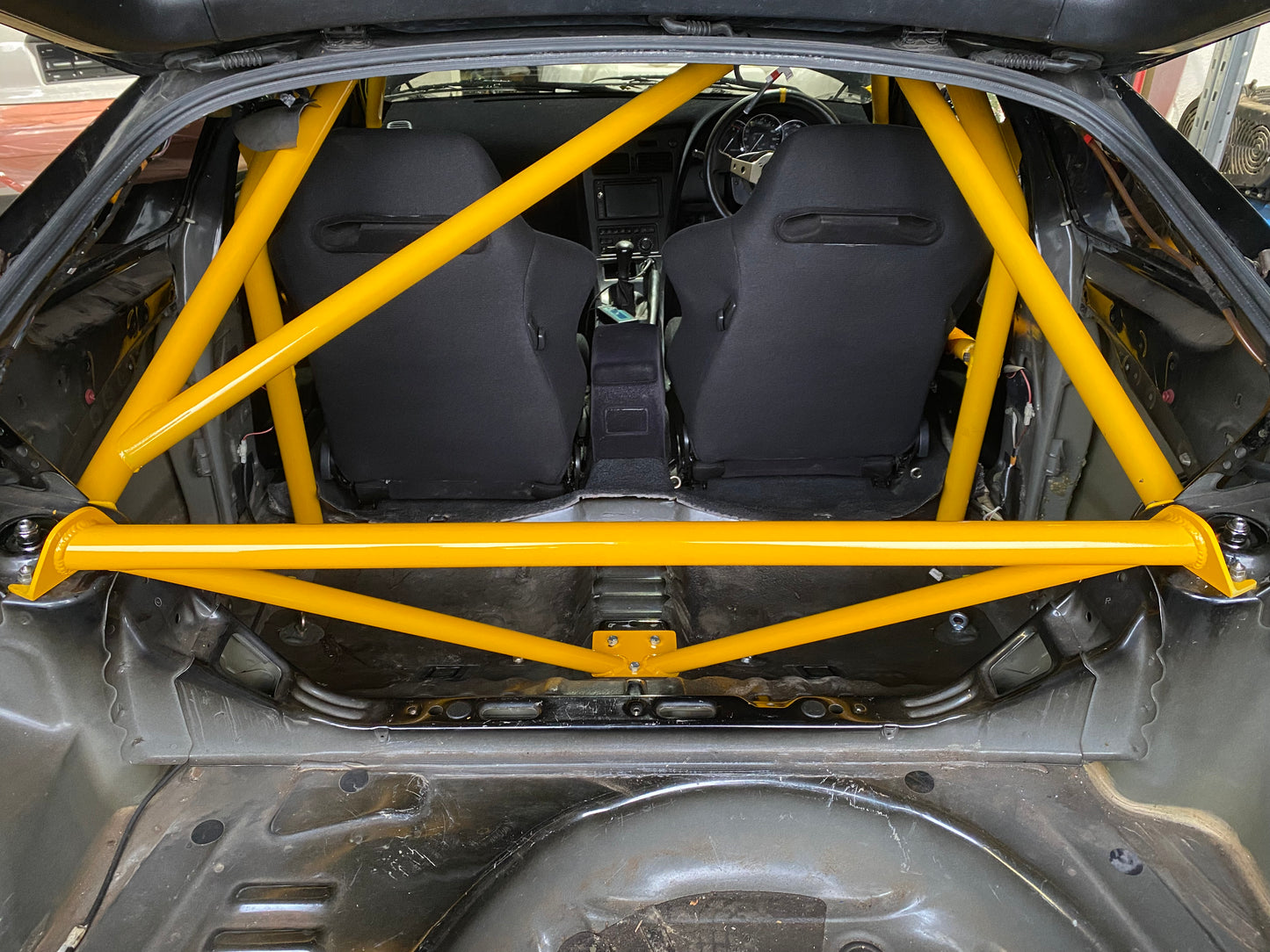 3 Punkt Domstrebe Gurtstrebe hinten Toyota Celica ST202 AT200