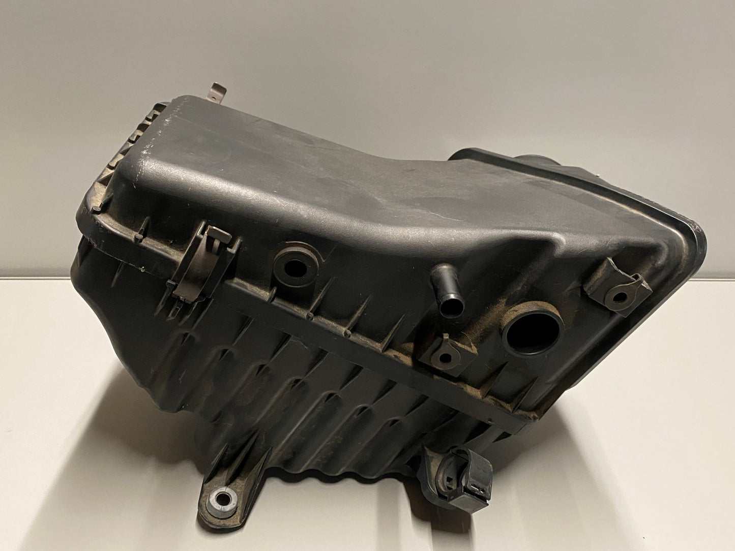 OEM air filter box Toyota Celica ST205 GT FOUR GT4